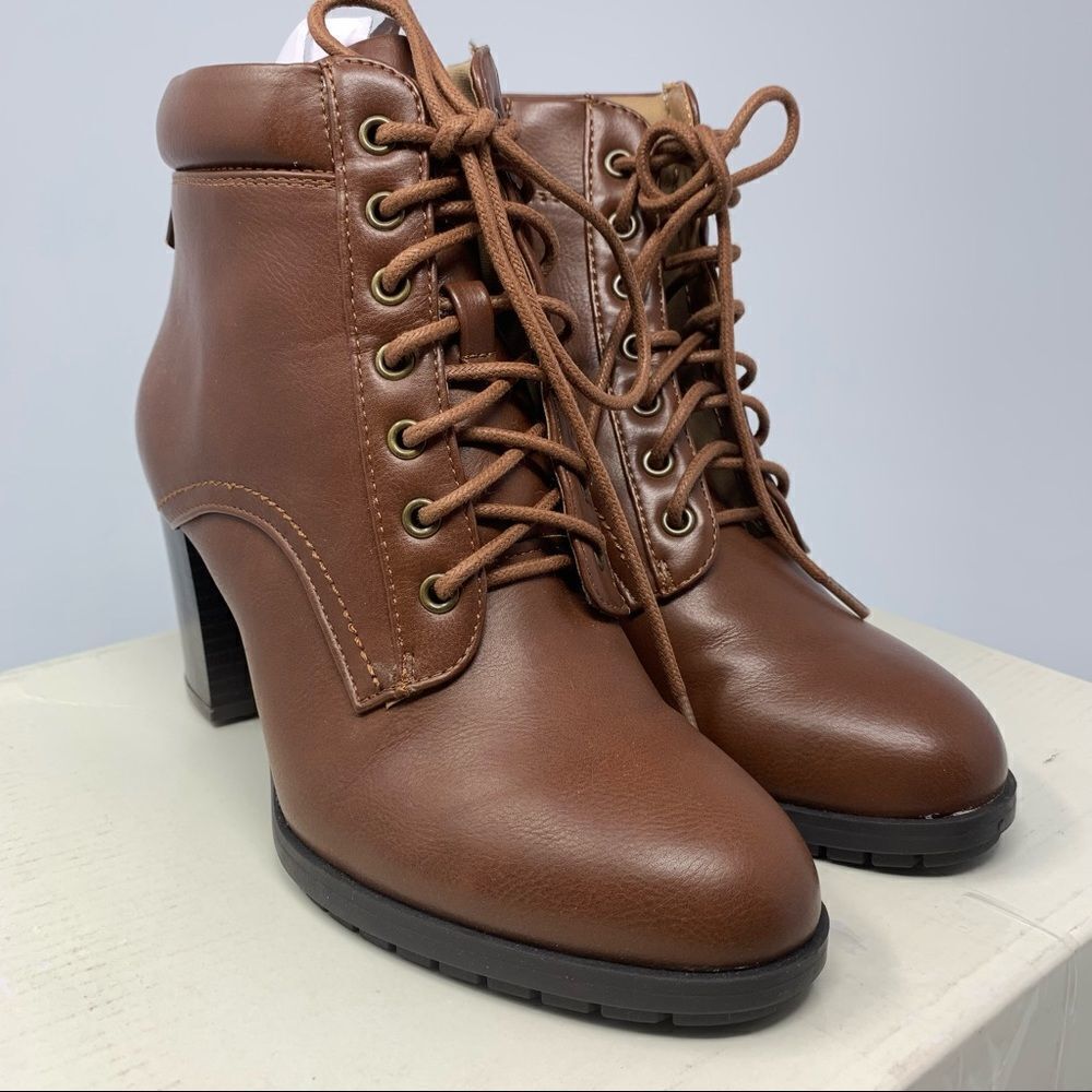 Style & Co Lucillee Booties - Picture 2 of 9